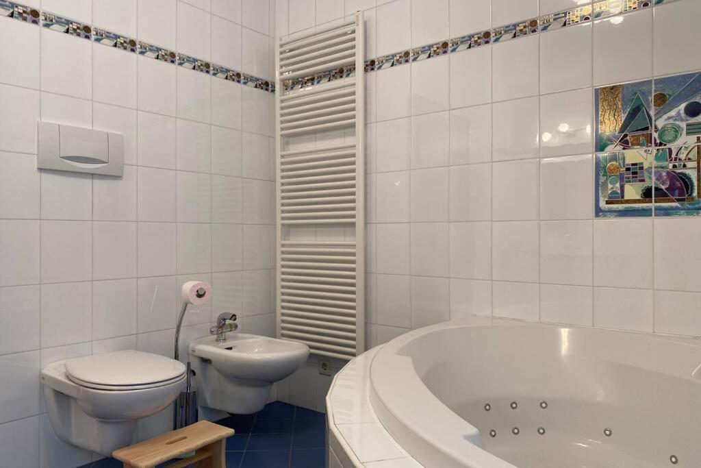 Grosse Wohnung Mit Garagenparkplatz Fie allo Sciliar Bagian luar foto