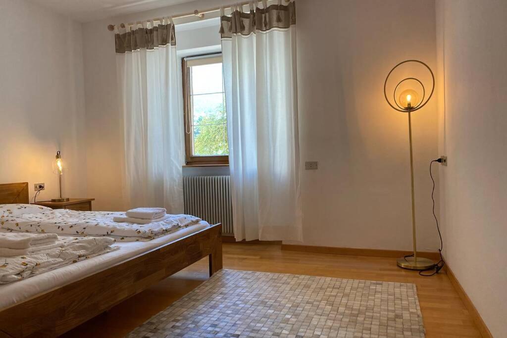 Grosse Wohnung Mit Garagenparkplatz Fie allo Sciliar Bagian luar foto